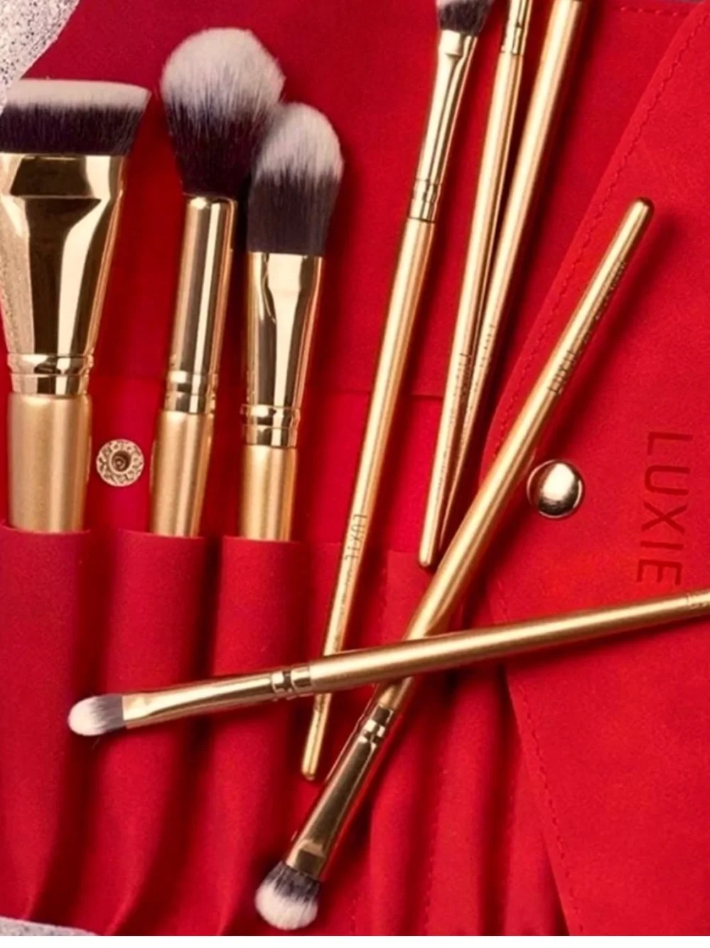 LUXIE 8Pc Makeup Full Face Brush Set Gold Handles NWT